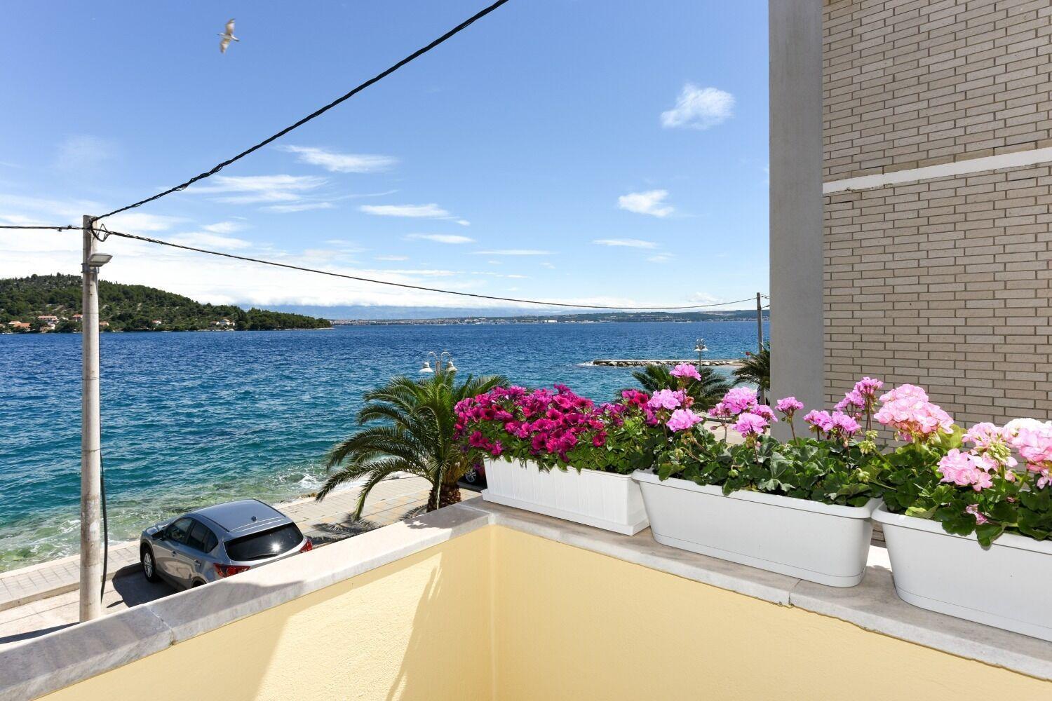 קאלי Apartments Kolt - 15M From Sea מראה חיצוני תמונה