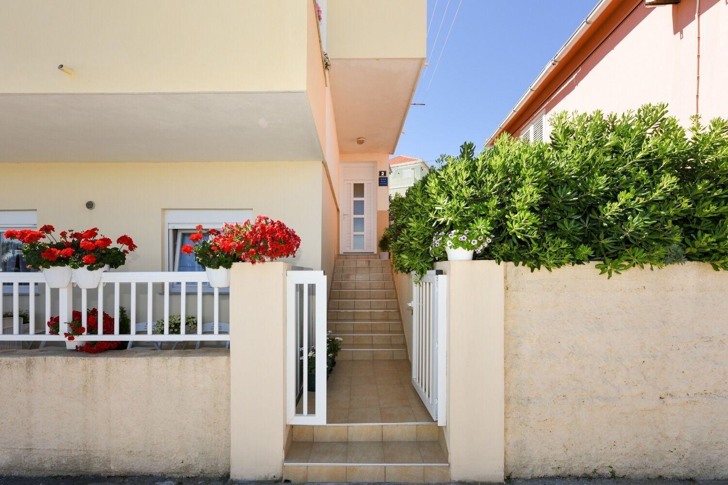 קאלי Apartments Kolt - 15M From Sea מראה חיצוני תמונה