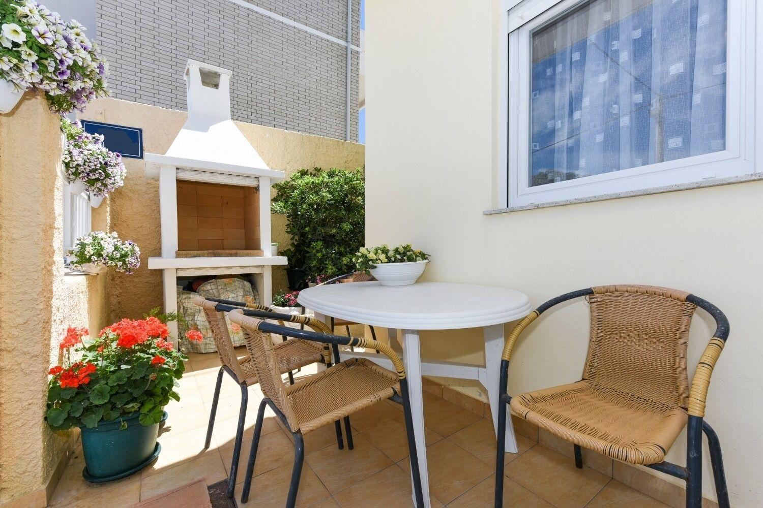 קאלי Apartments Kolt - 15M From Sea מראה חיצוני תמונה
