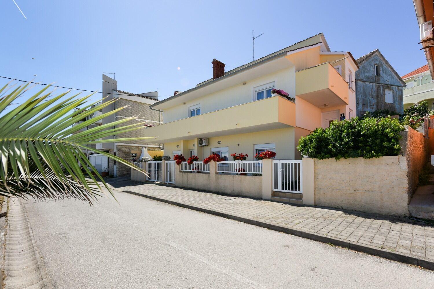 קאלי Apartments Kolt - 15M From Sea מראה חיצוני תמונה