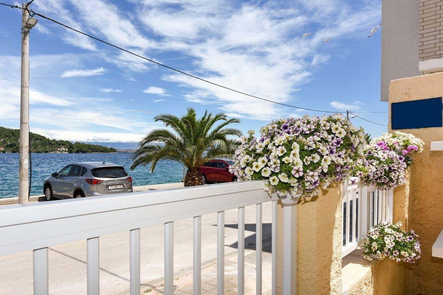 קאלי Apartments Kolt - 15M From Sea מראה חיצוני תמונה
